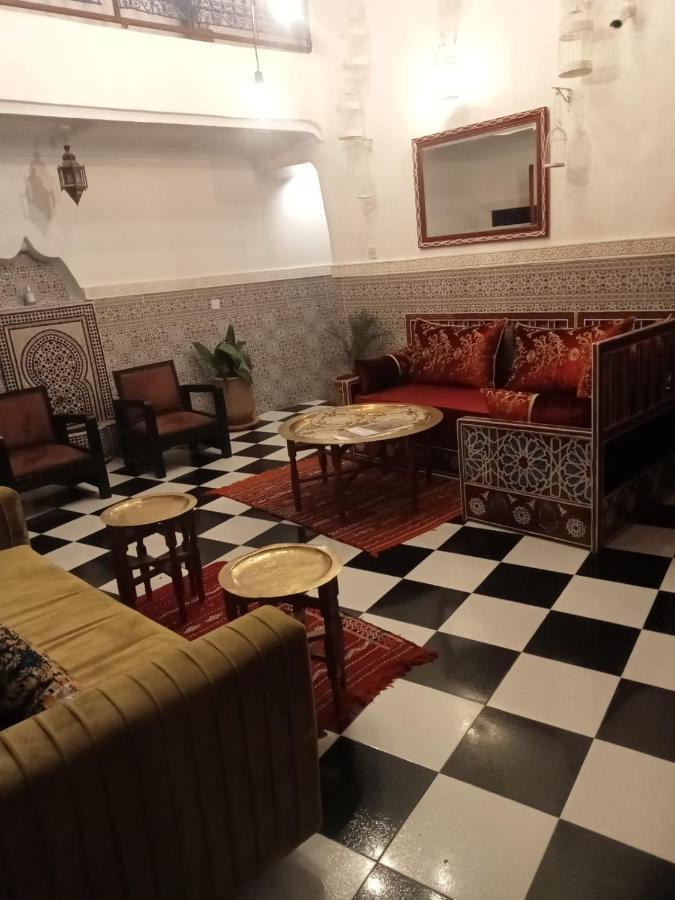 Riad L Ayinn In The Heart Of Marrakech. Marrakesh Luaran gambar